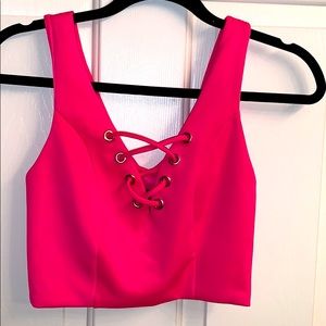 🌺Vibrant hot PINK crop top double v-neck tank🌺